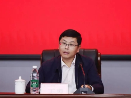 正在上传...