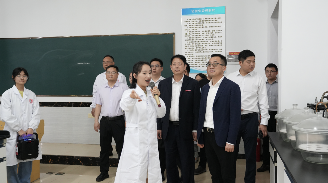 正在上传...