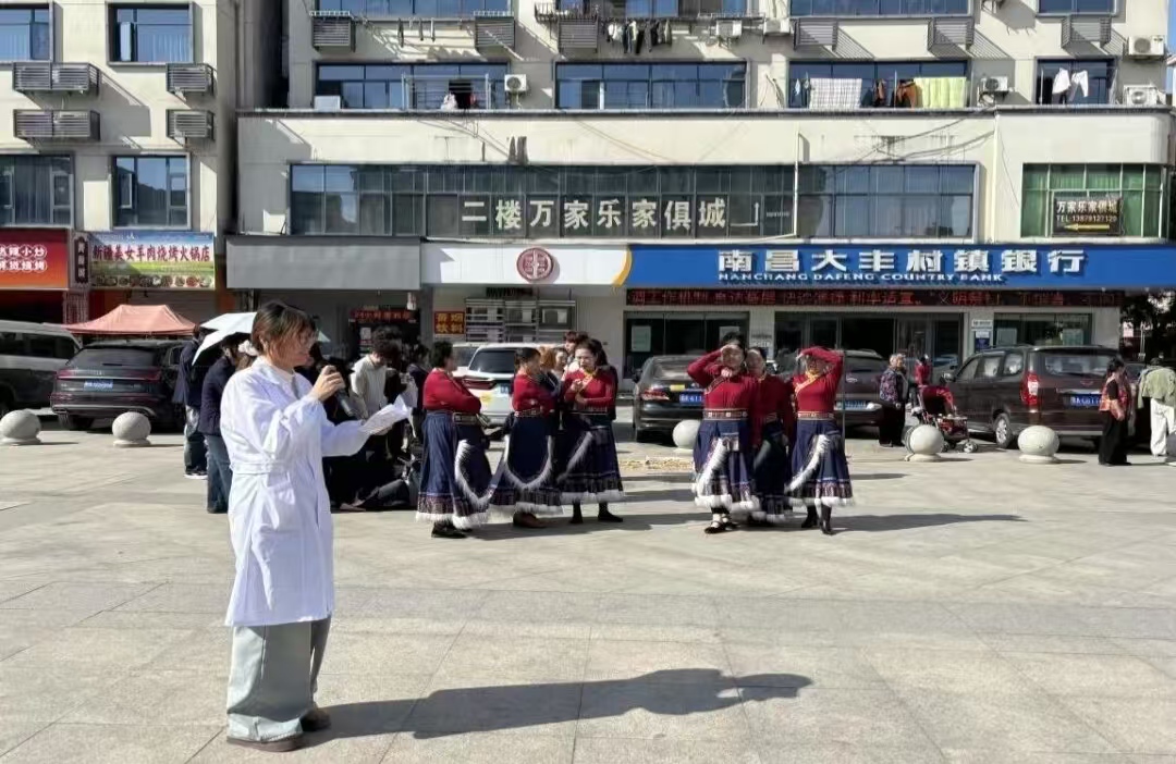 正在上传...